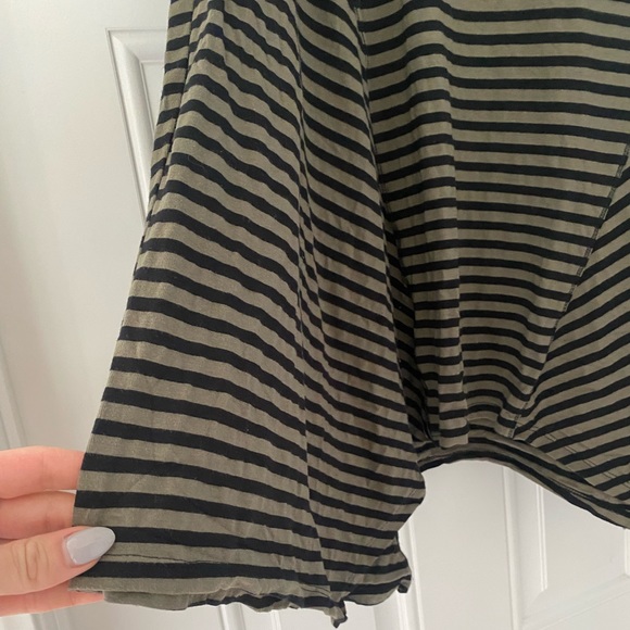 CHLOE K sharkbite flowy striped tunic tank top size XS - Picture 10 of 11